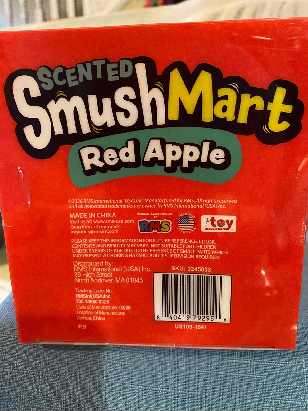 Red Apple Squishy Scented Smush Mart squishy Back to School teacher gift NEW - Picture 7 of 7